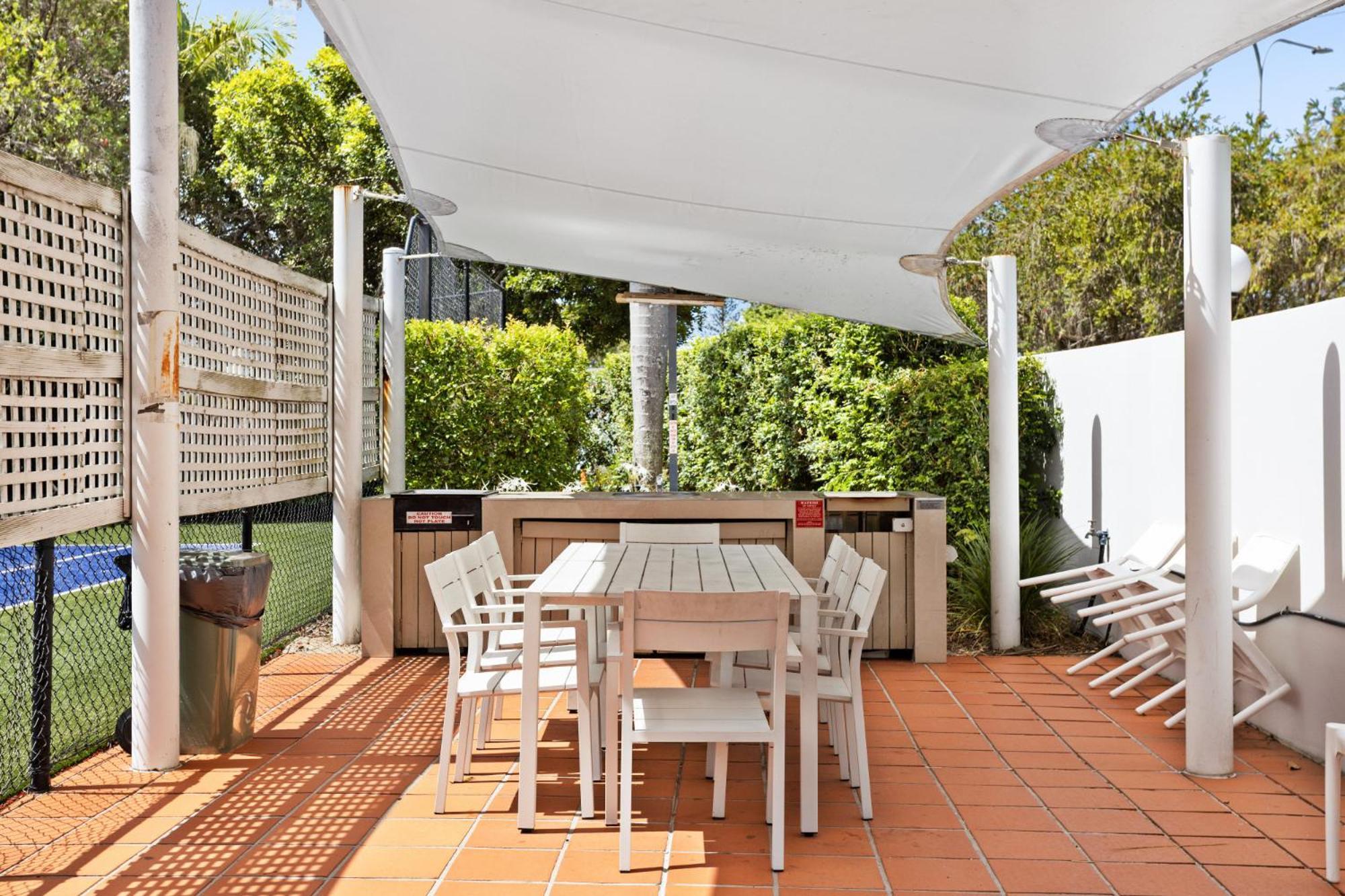 Coastal 1-bed With Pool & Tennis Court